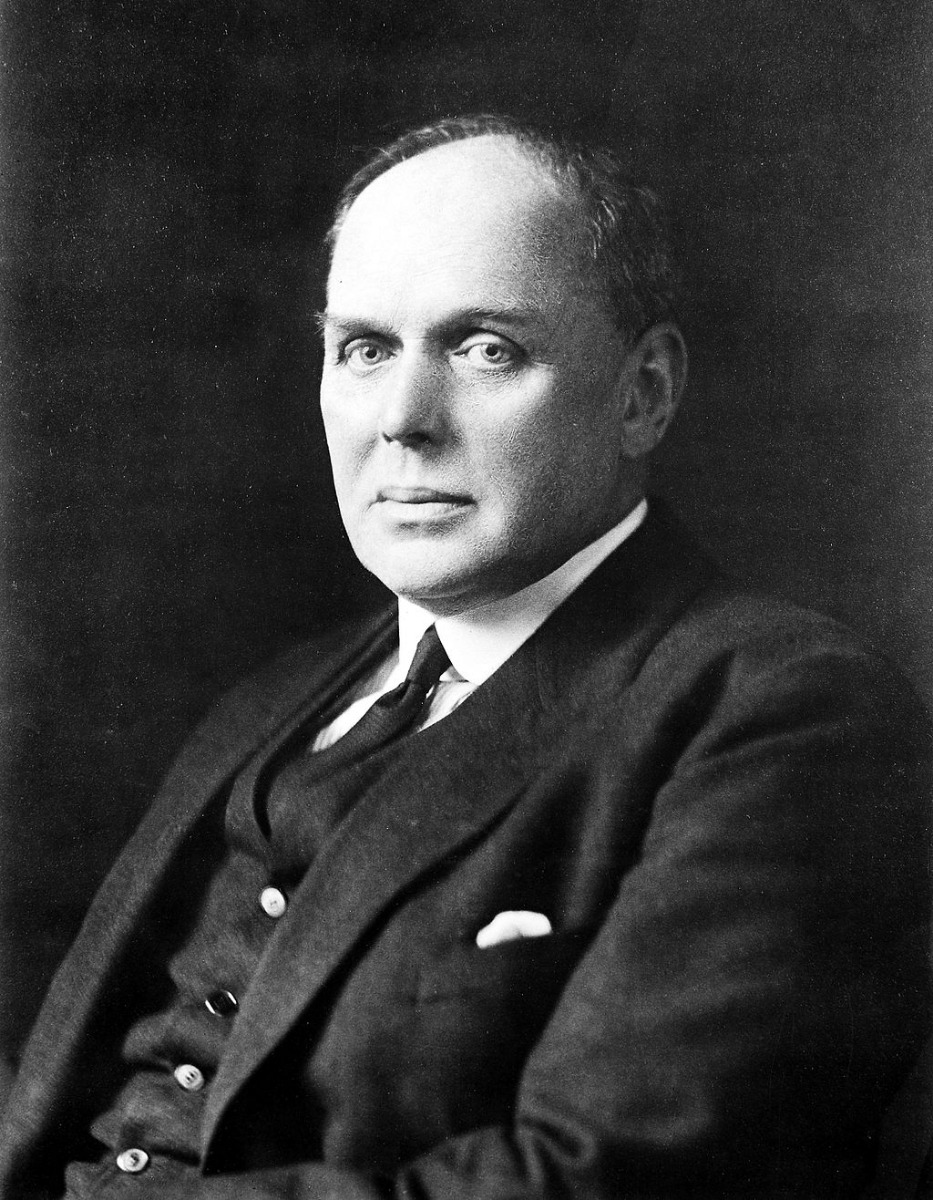 Sir_Andrew_Balfour_1913.jpeg